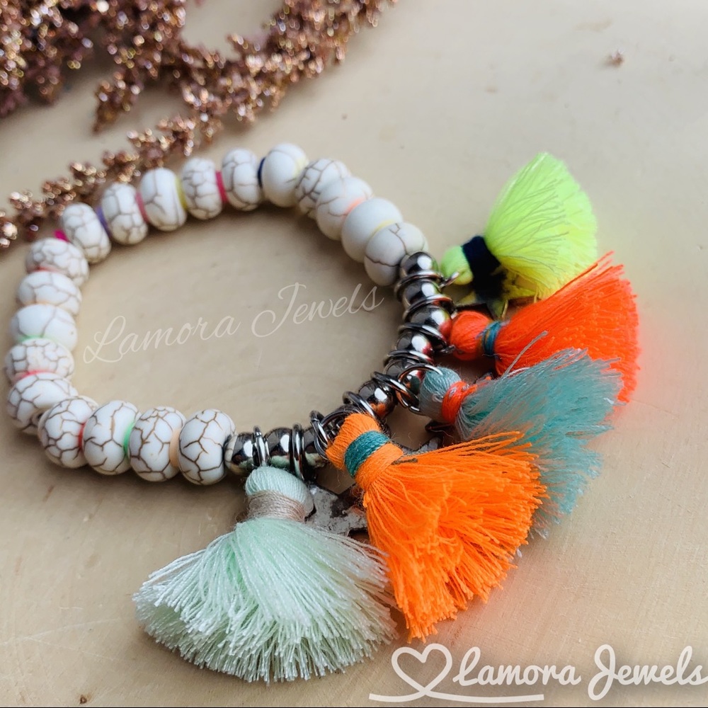 Colorful beaded natural stone bracelet - Picture 1 of 4
